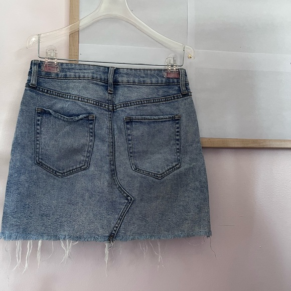 Wild Fable Light Wash Denim Mini Skirt, women's size 2 - Picture 6 of 6